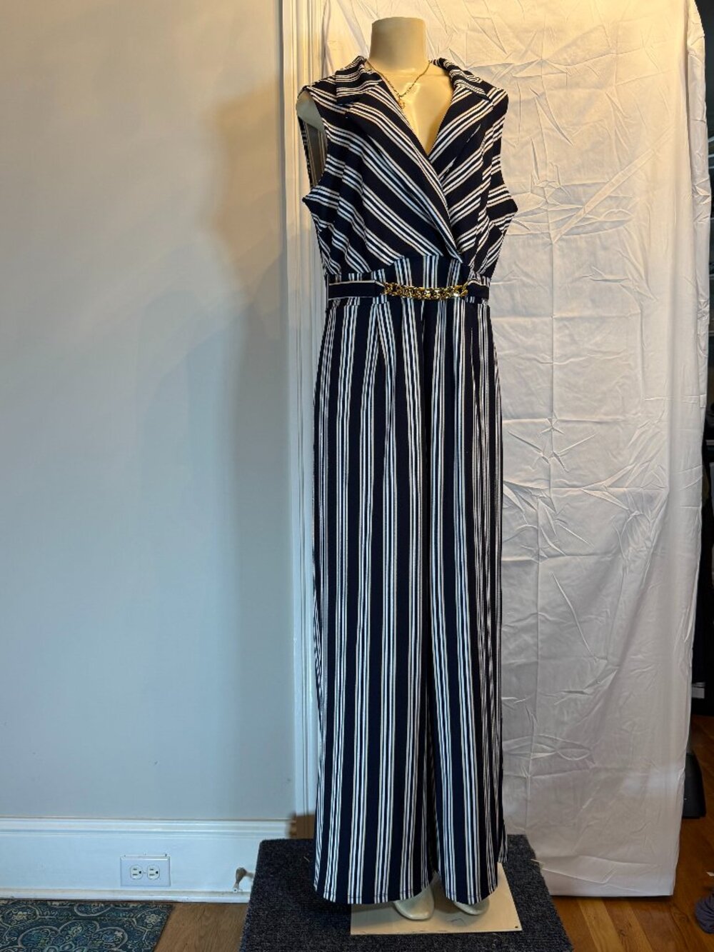 Cato Navy and White Vertical Striped Sleeveless Jumpsuit w/Gold Chain Women's L
